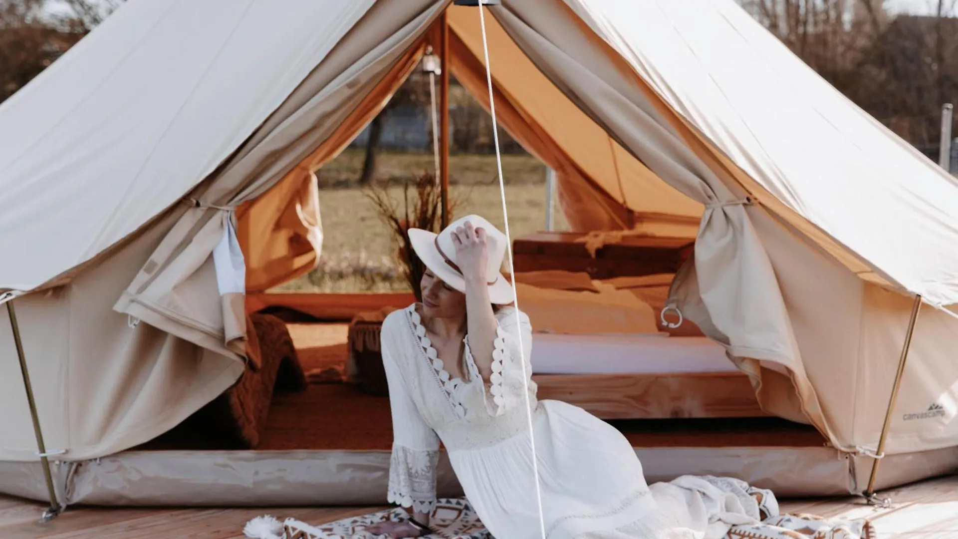 Luxury tent Boho Zelt Lebenshofalpakas Ziemetshausen